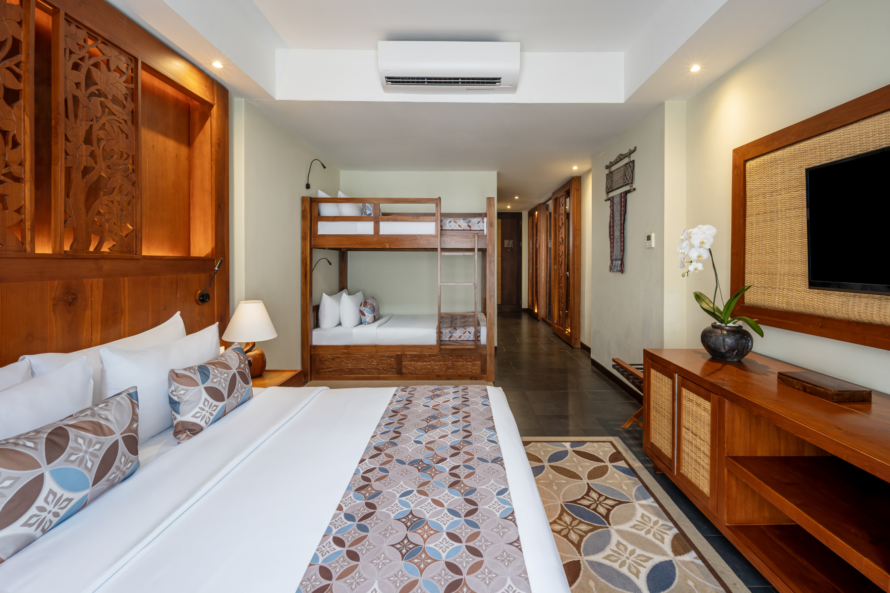 Kuta Seaview Beach Resort #5