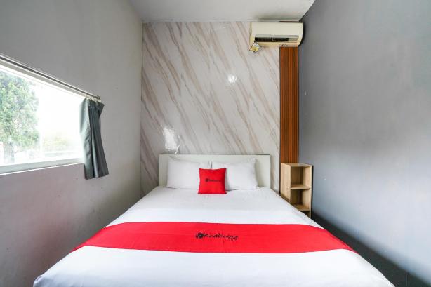 RedDoorz Near Alun Alun Magetan