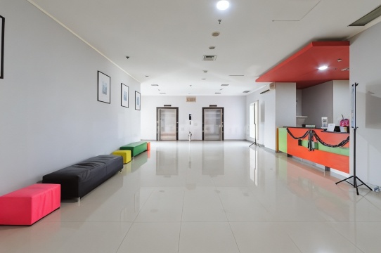 Metro Hotel Near Kota Tua Mitra RedDoorz #5