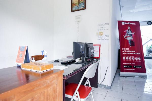 RedDoorz Syariah Near Gatot Subroto Lampung 4 #5