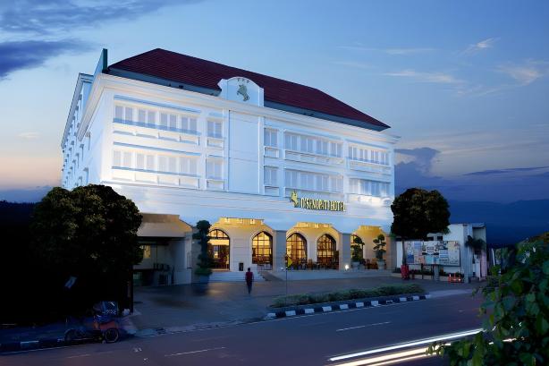 D'Senopati Malioboro Grand Hotel