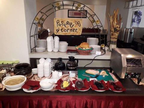 Daima Hotel Padang #5