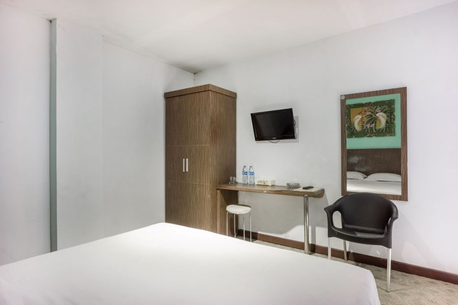 Hotel O Makassar near Losari Beach formerly Ocean View Hotel #5