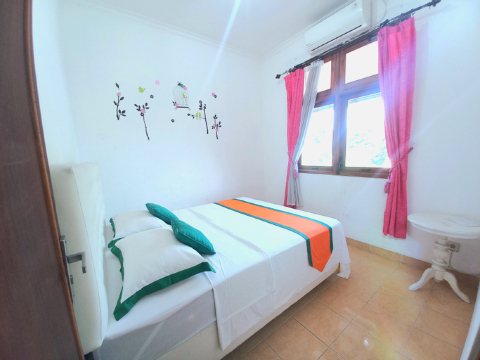 Homestay Syariah Warungboto Dekat Gembiraloka by Simply Homy