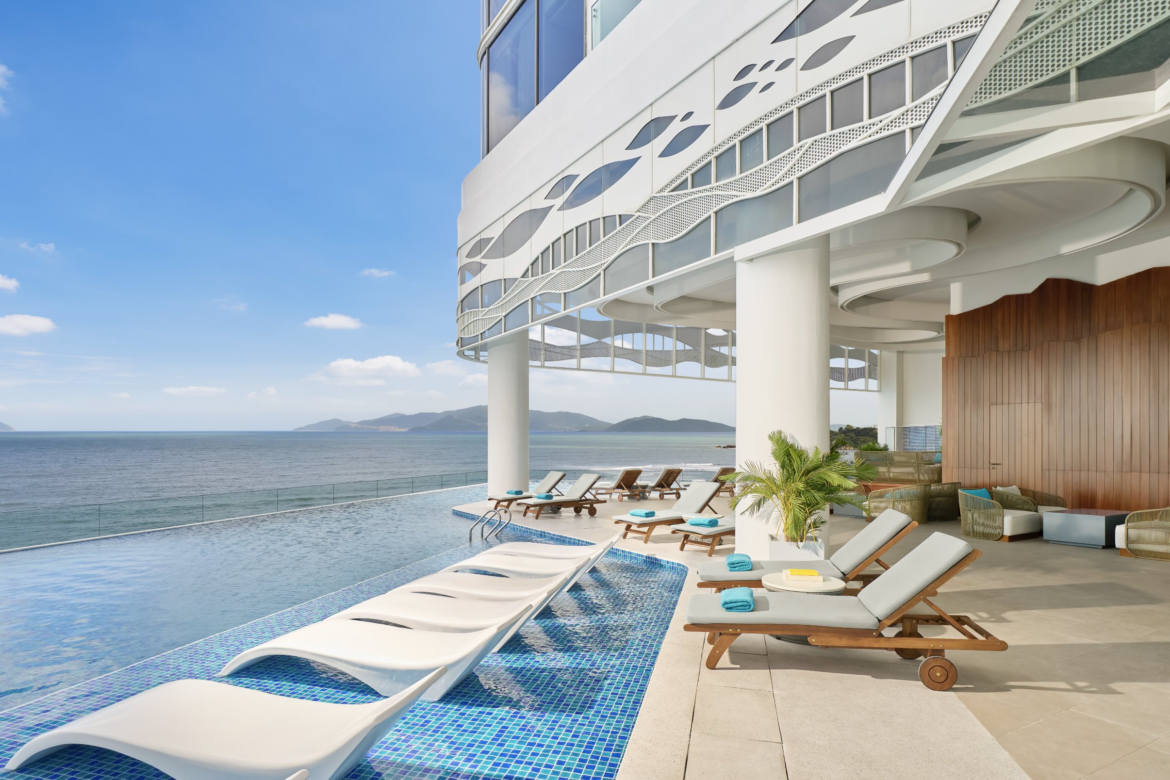 voco Scenia Bay Nha Trang by IHG #5