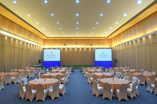 Oak Tree Emerald Hotel & Conventions Semarang #5