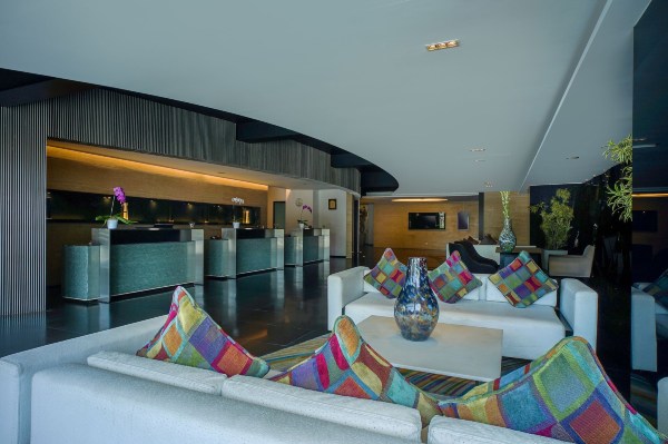 ARTOTEL TS Suites Surabaya #5