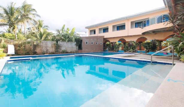 Reddoorz Plus near Municipality of Luisiana Laguna