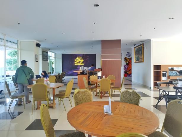 Skyland City Hotel Jatinangor #5