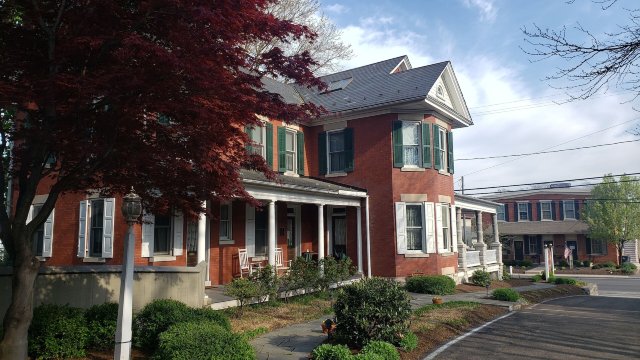 The Inn & Spa at Intercourse Village