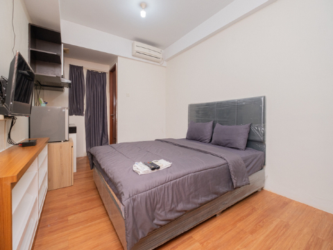 RedLiving Apartemen Green Lake View Ciputat - Aurora Rooms
