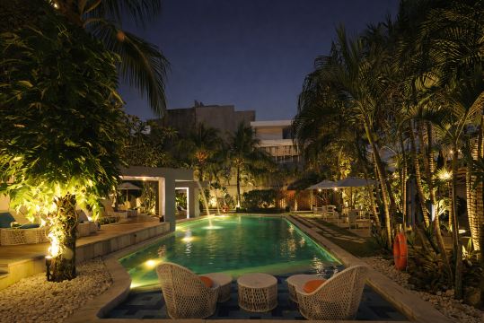 18 Suite Villa Kuta #5