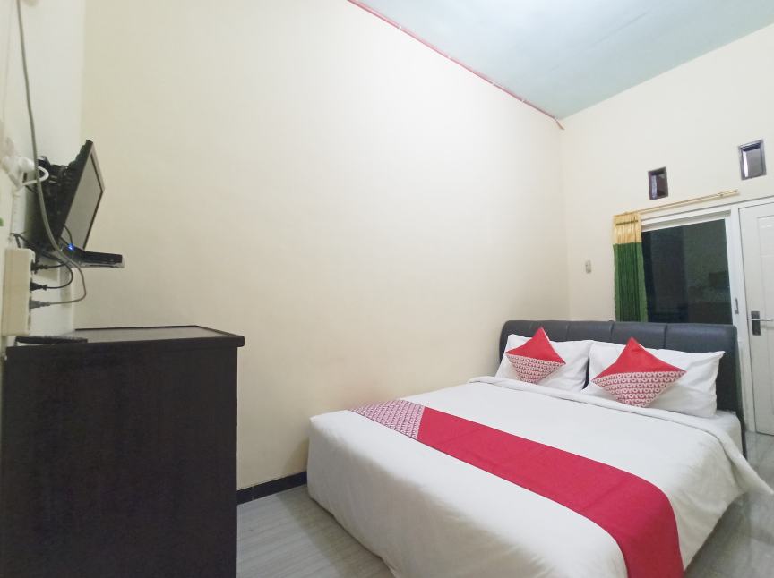 OYO 3298 Bromo Guest House Family #5