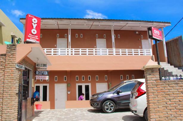 OYO Flagship 2799 Berastagi Backpacker Rooms