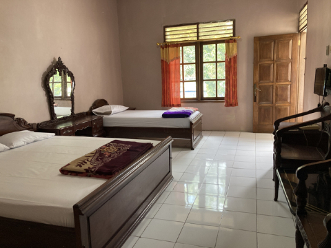 Hotel Garuda Syariah Near Alun Alun Banjarnegara