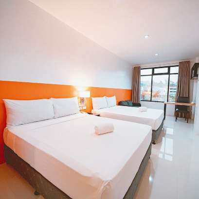Travelbee Minglanilla Inn