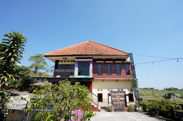 OYO 927 Carina Hotel