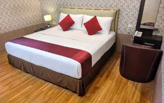 Hotel 99