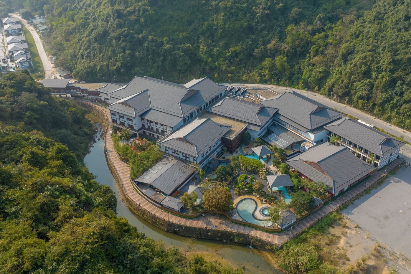 Hilton Quang Hanh Onsen Resort