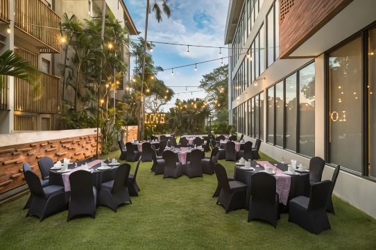 Harris Hotel & Residences Sunset Road #5