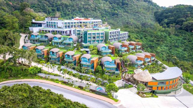 Crest Resort & Pool Villas #5