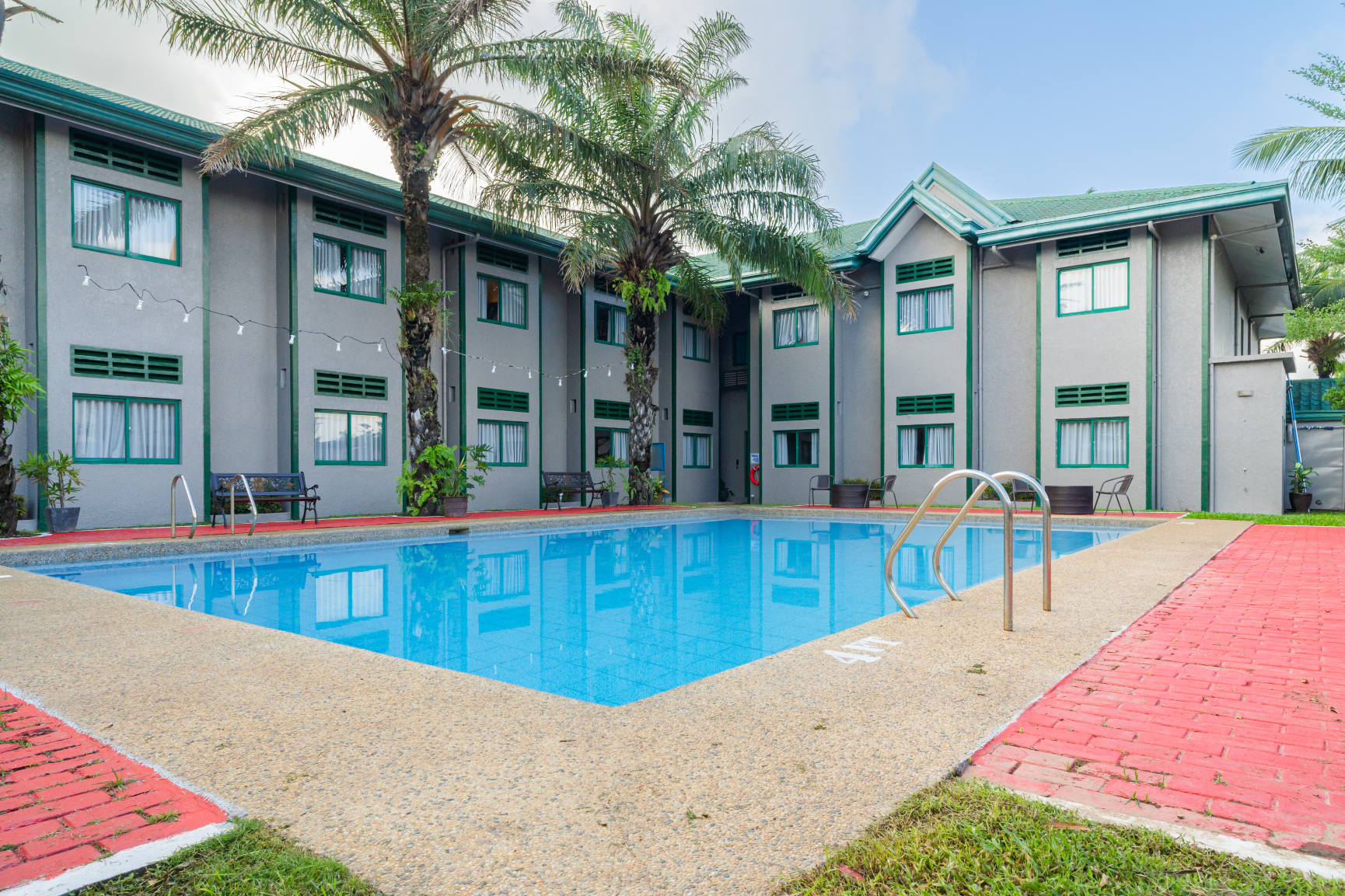 Microtel by Wyndham Cabanatuan