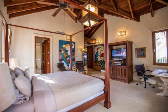 10+ bedrooms Luxury Mansion inside Wyndham Resort Spa and Casino, Puerto Rico