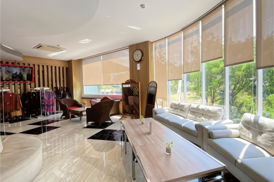Front One Hotel Airport Solo #5