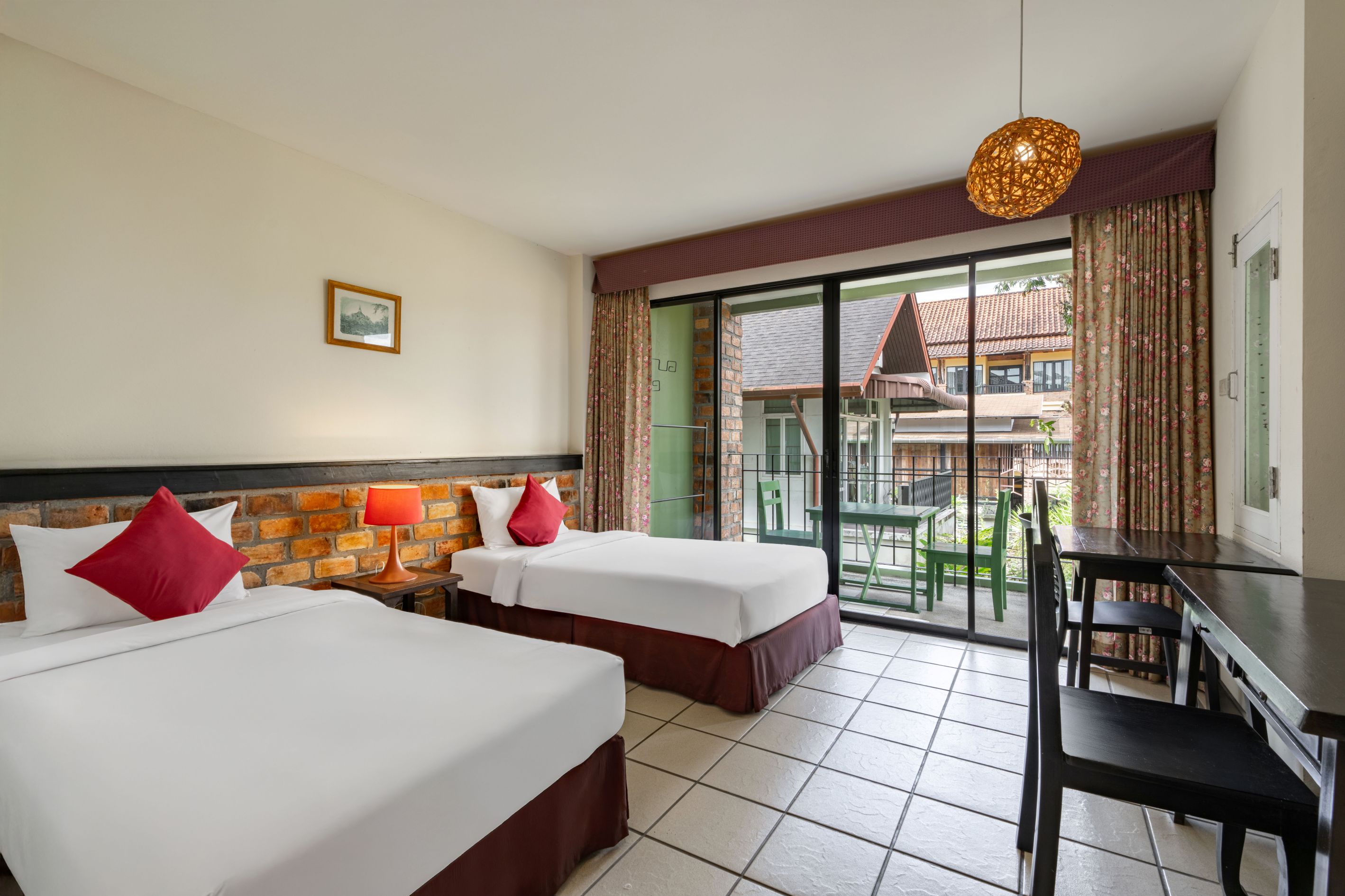 Motive Cottage Resort #5
