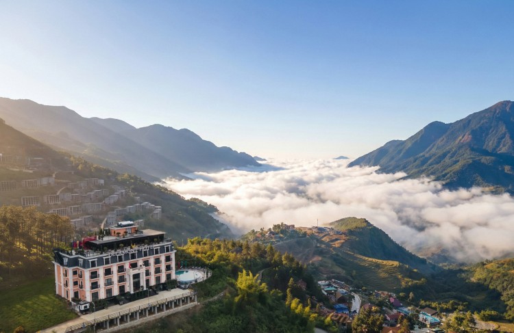 DeLaMont Sapa Hotel