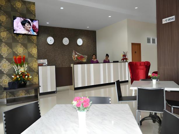 Hotel O Makassar near Pantai Losari formerly Hotel Astra Novilia #5