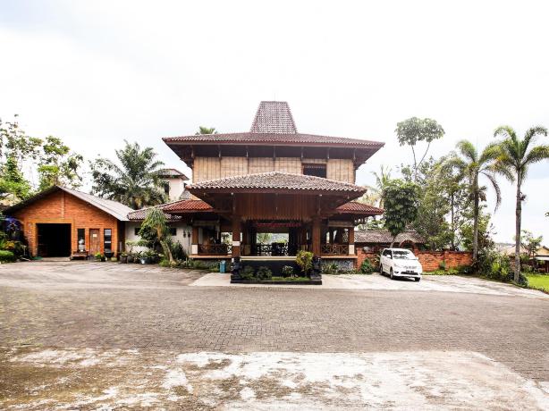 OYO 3396 Sun Garden Resort