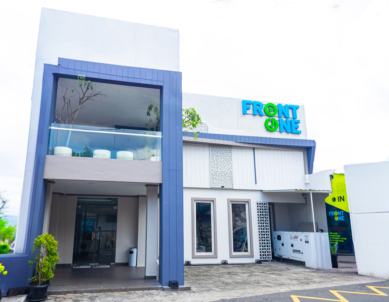 Front One Budget Malioboro