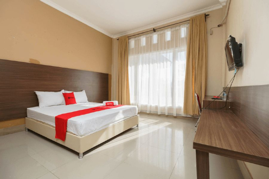 RedDoorz Syariah at Hotel Putri Gading Bengkulu