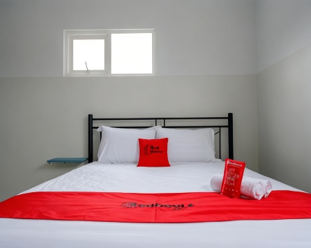 RedDoorz Near Tamansari Shopping Center Salatiga