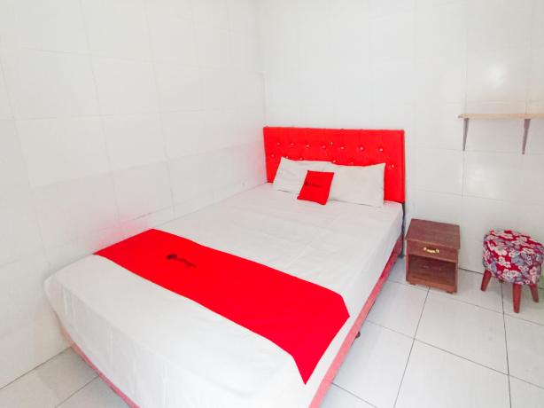 RedDoorz @ Griya Jeniee Near Stadion Wilis Madiun
