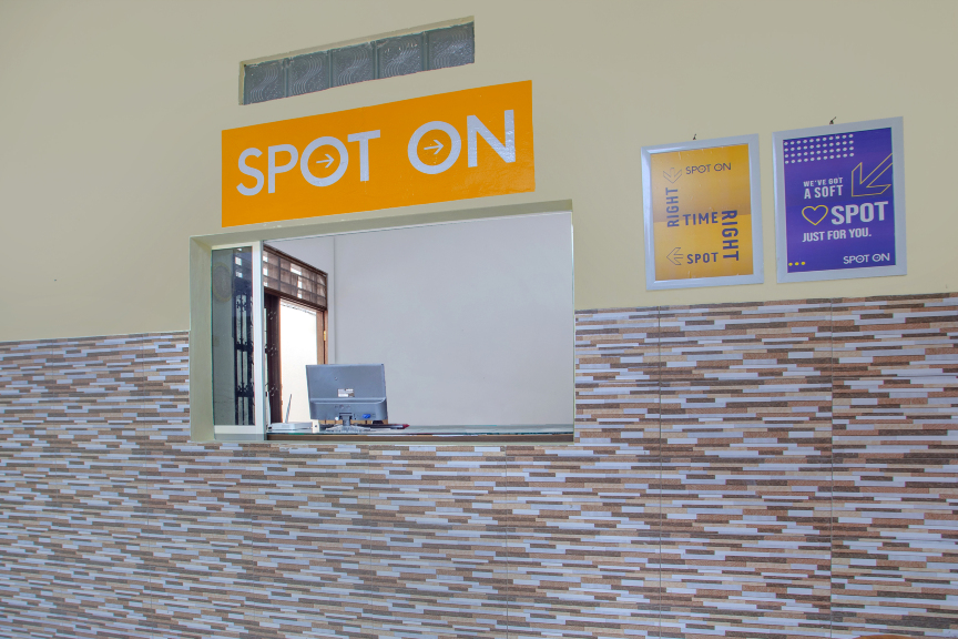 OYO Life 3119 Hotel Kurnia #5