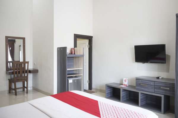OYO 1283 Guest House Loemajan
