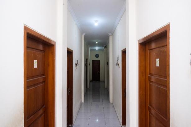 RedDoorz Syariah Near Pakuwon Mall Jogja #5