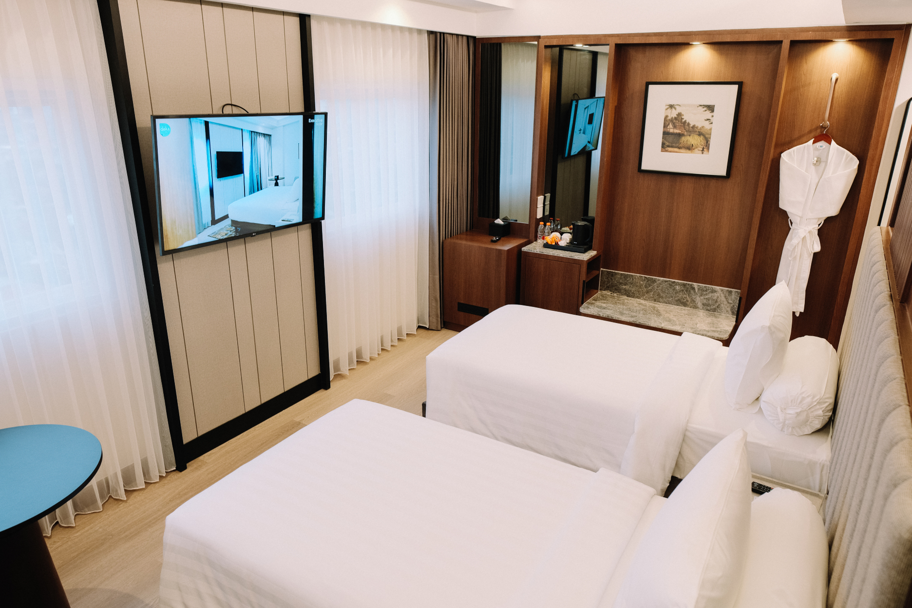 Deka Hotel Surabaya HR Muhammad #5