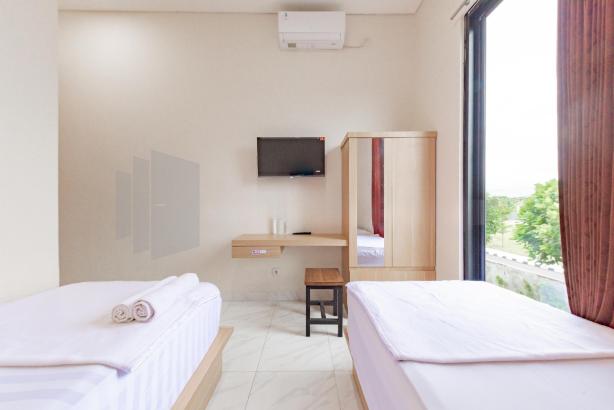 Zumo Home Tegal Mitra RedDoorz