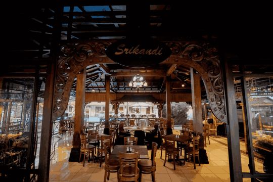 Cakra Kembang Hotel #5