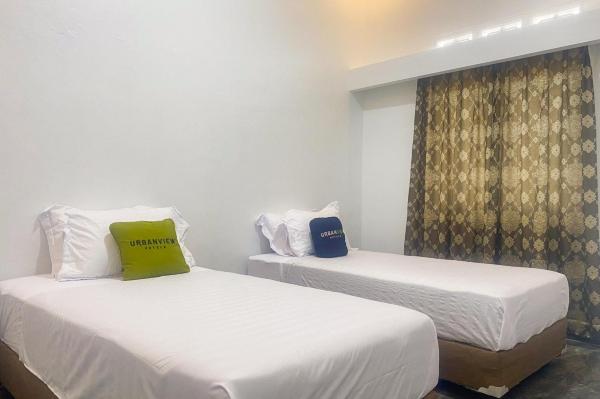 Urbanview Marsaben Guest House Syariah Lampung by RedDoorz