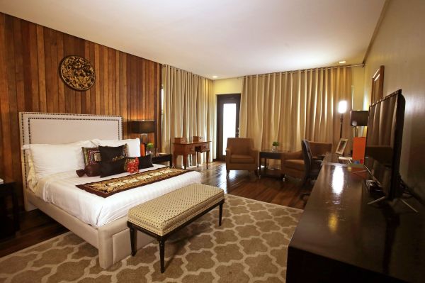 The Oriental Luxury Suites Tagaytay #5