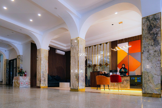 Front One Hotel Mesir  Surabaya #5