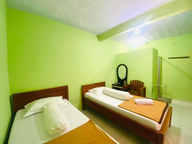 Hotel Gerung 1 Near Alun Alun Nganjuk Mitra RedDoorz