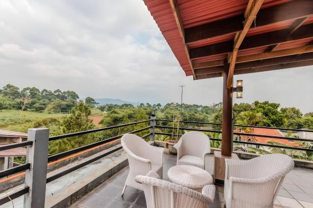 Hotel O Bogor Puncak Near Padang Golf Bukit Pelangi Formerly Gunung Geulis Village #5