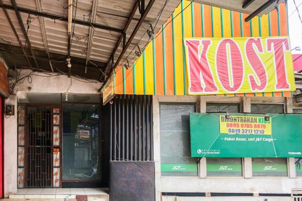 RedDoorz Near RS Siloam Karawaci