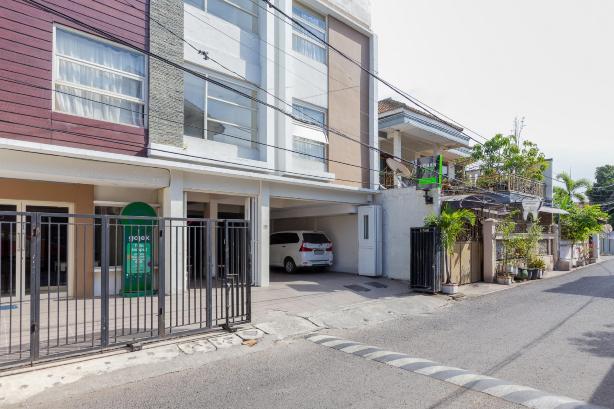 OYO 781 Erga Family Residence Syariah #5