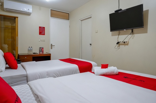 RedDoorz Near Rsud Kudus